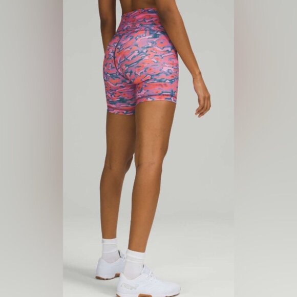 Lululemon Wunder Train High-Rise Short 6”Chroma Clash Multi Like New - Picture 4 of 7